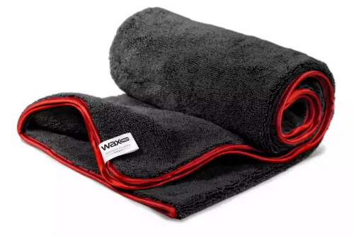 waxpro_perfect_fluffy_dryer_black_series_600_gsm_100x60_cm_recznik_do_osuszania_samochodu.webp